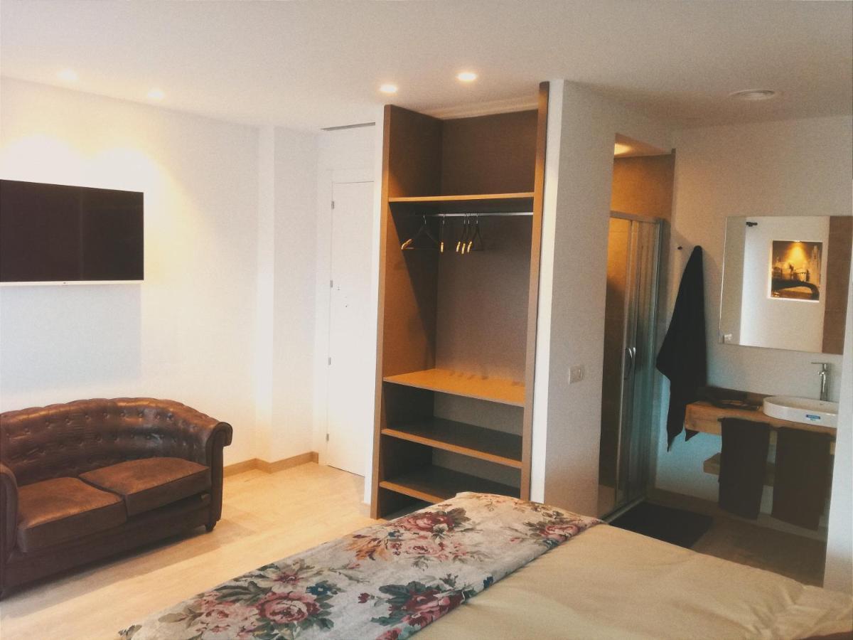 Turistic Girona - Piso De 1, 2 O 3 Habitaciones Eksteriør bilde