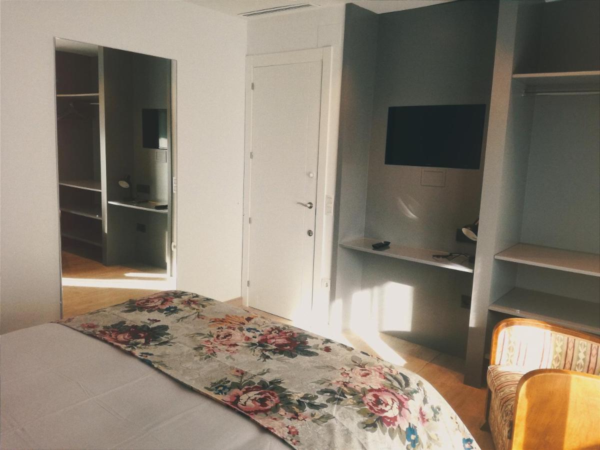 Turistic Girona - Piso De 1, 2 O 3 Habitaciones Eksteriør bilde
