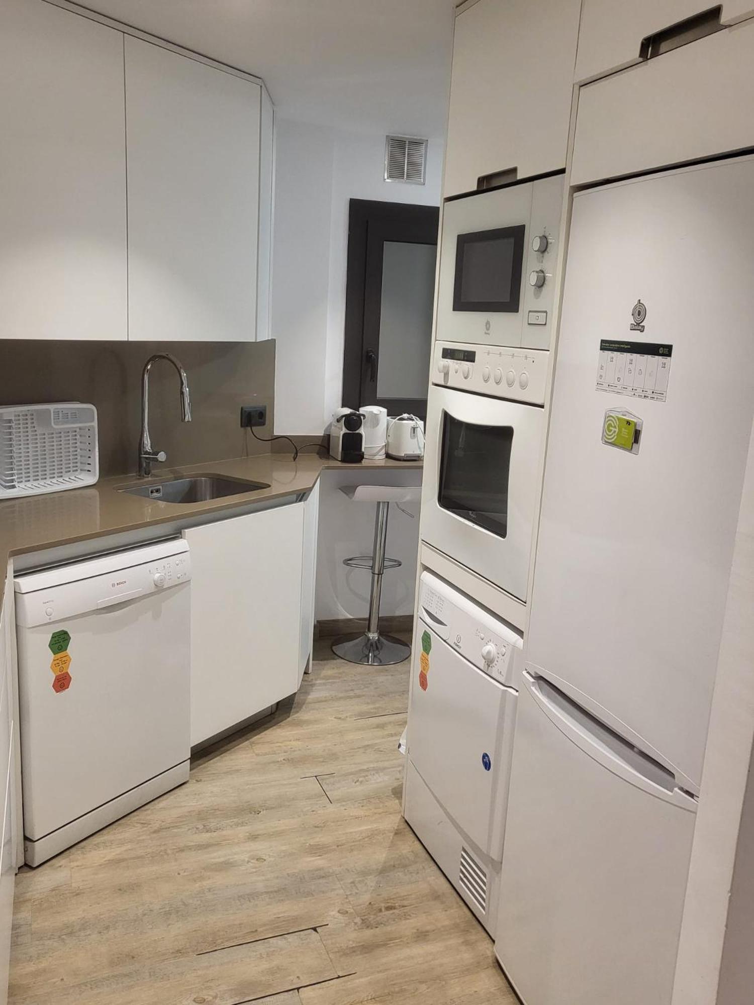 Turistic Girona - Piso De 1, 2 O 3 Habitaciones Eksteriør bilde