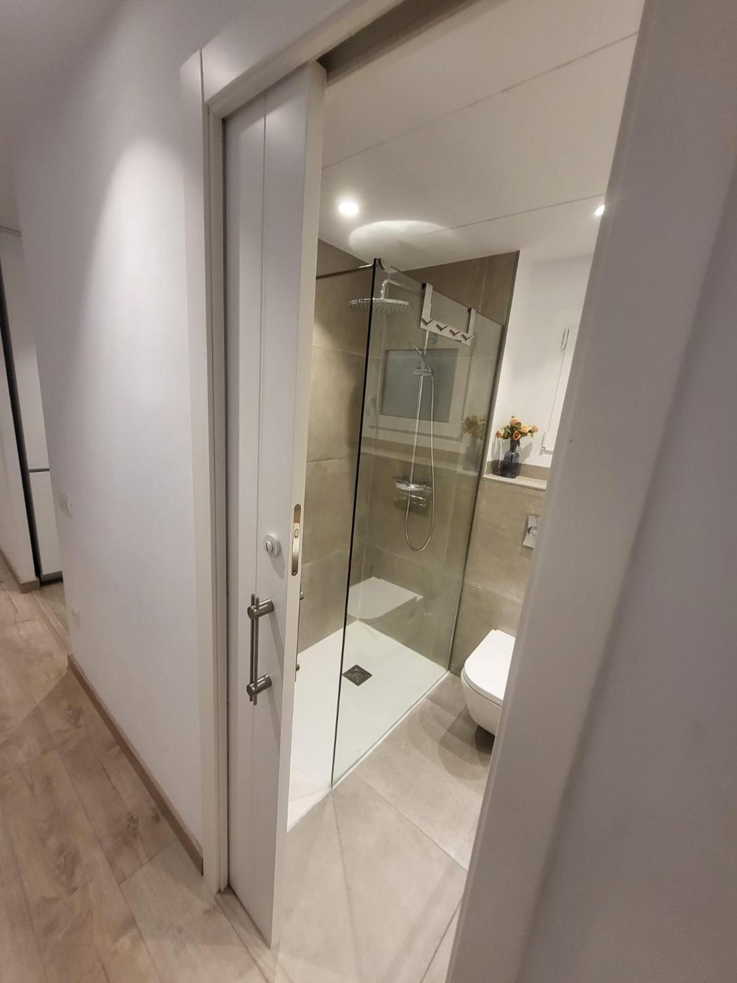 Turistic Girona - Piso De 1, 2 O 3 Habitaciones Eksteriør bilde